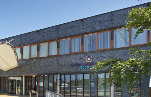 De voorkant van het gebouw van RadiotherapieGroep Deventer