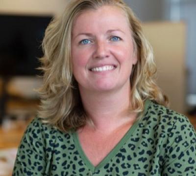 Portretfoto van Janine Entius, van Tense & Nolte Infectiepreventie