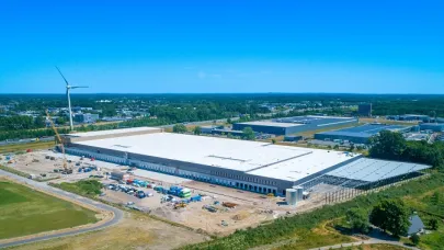 Plus - distributiecentrum in ontwikkeling