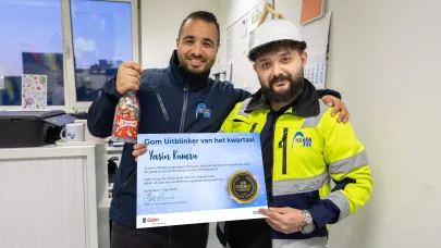 Uitblinker Q2 2025, Yasin met champagne