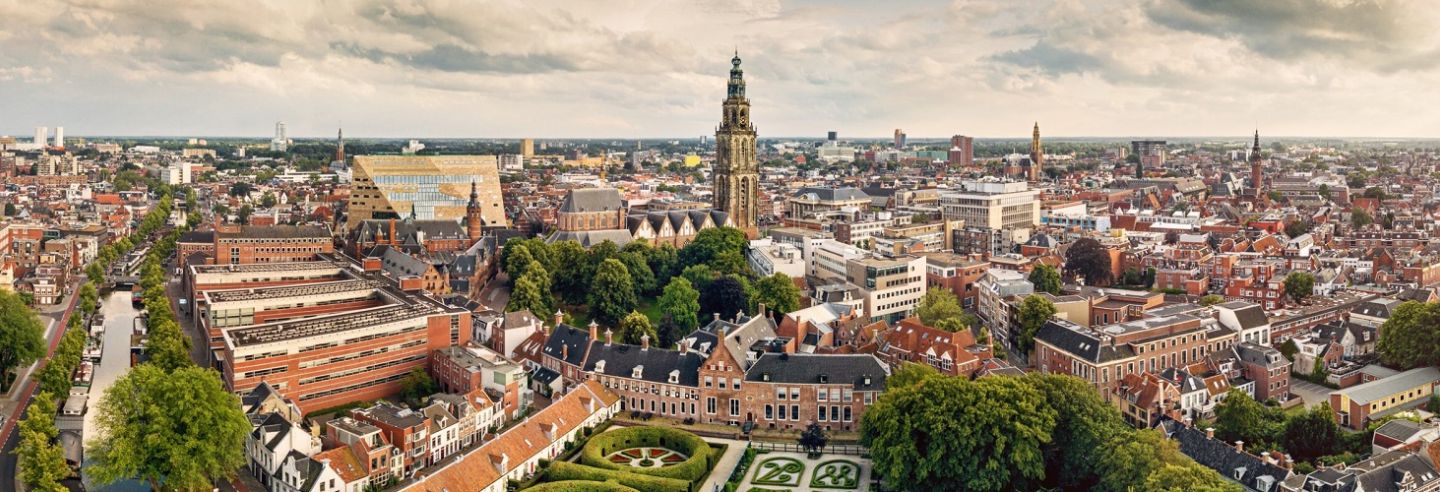 een luchtfoto van het centrum van de gemeente Groningen