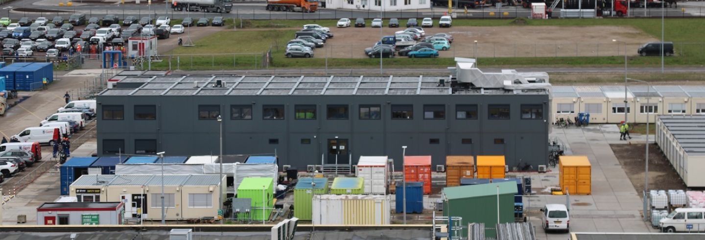 FG-gebouw Huntsman omliggend terrein voor de logistiek