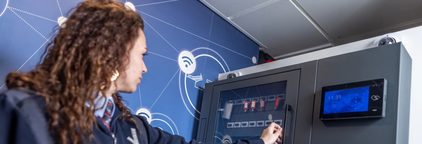 Header 2 alarmaansluiting