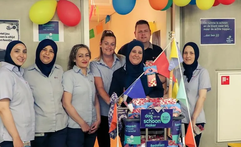 Teamfoto  - Gom - Dag van de Schoonmaker