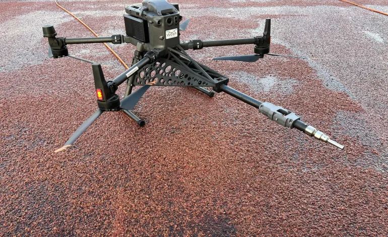 Drone voor glasreiniging en gevelreiniging