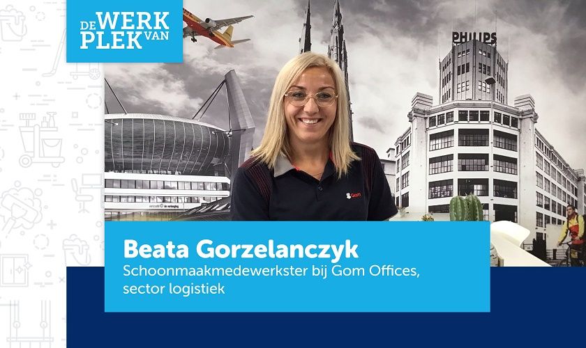 Schoonmaakmedewerkster Beata Gorzelanczyk kijkt lachend in de camera