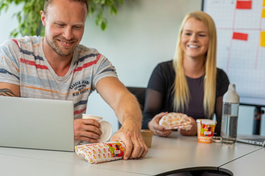 Lunch collega's tijdens werk