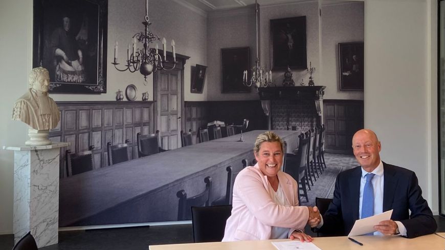 Simone van de Velde, Gom Zorg en Oscar Dekker, Kentalis