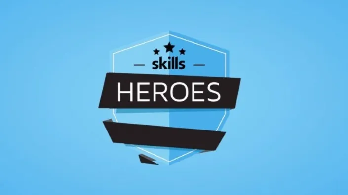 Logo van Skills Heroes met een blauw schild en zwarte banners op een lichtblauwe achtergrond.