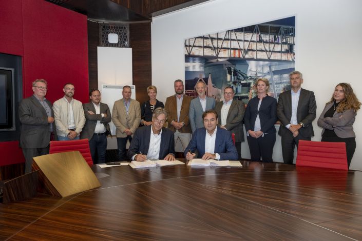 Ondertekening Gom Hogeschool Rotterdam