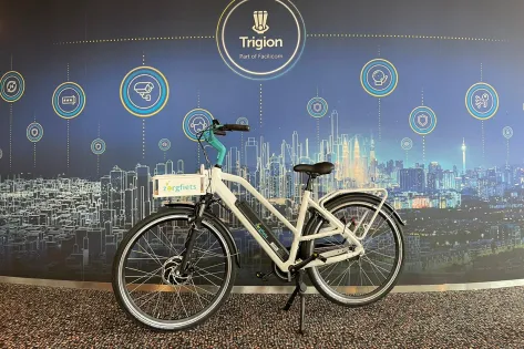 : De zorgfiets is de eerste Nederlandse connected e-bike, zo zetten Trigion en Zorgfiets.nl ook de veiligheid van zorgmedewerkers centraal. 